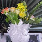 kkboxly 1pc Heart-shaped Resin Ornaments, For Desktops And Living Rooms, Including Flower Vases And Dried Flower Arrangements For Dining Tables, Resin Flower Vases For Desktops