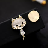 2025 Creative no-piercing anti-light buckle kitten strong magnetic magnet brooch women's pin fixed clothing accessories versatile accessories