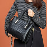 Crocodile pattern first layer handbag 2021 new trendy temperament women's handbag women's versatile leather shoulder women's bag