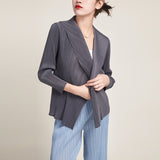 2025 counter Korean thin cardigan women's autumn versatile design pleated knitted sweater jacket women's top