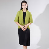 2025 handmade three-dimensional pleated jacket women's loose and versatile high-end large lapel short cardigan with top women's clothing
