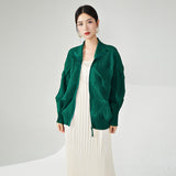 2025 Thick coat women's loose large size baseball jacket women's ins tide fashion casual sweater pleated outer clothes