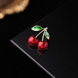 2025 Japanese cute summer fruit brooch 2021 new pin anti-light buckle, peach cherry collar pin