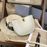Niche high-end fashion saddle bag New live broadcast leather bag women's bag new shoulder messenger bag 7120