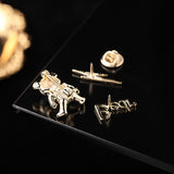 2025 New Japanese and Korean cute animal lightning letter lancet fashion personality summer anti-light artifact bear brooch