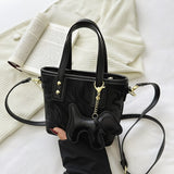 KKBOXLY 2025 Portable vegetable basket bag women's popular new Korean version niche shoulder messenger bag, popular commuter bucket bag this year