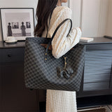 KKBOXLY 2025 Large-capacity bag women's popular new trendy and versatile premium texture shoulder bag portable school bag commuter tote bag