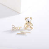 2025 New Japanese and Korean cute animal lightning letter lancet fashion personality summer anti-light artifact bear brooch