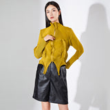 2025 hot-selling short coat for women's high-end spring new irregular pleated long-sleeved zipper versatile pleated top