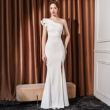 2025 Evening dress skirt, femininity, celebrity light luxury, high sense, banquet host's annual meeting, one shoulder slanted shoulder long dress