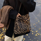KKBOXLY 2025 Woolen leopard print small fragrant wind chain underarm garbage bag female bag female large capacity portable shoulder crossbody hair bag
