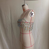 2025  Zq4049 2025 New hot-selling acrylic sequins fashion splicing hollow chest wrap top small vest body chain