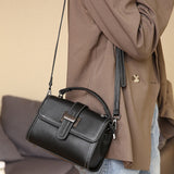 Bag 2021 new fashion trendy mother girl summer small messenger bag genuine leather women's bag versatile shoulder portable small square bag