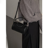 2025 popular autumn and winter new simple retro portable cylinder bag premium cowhide texture pillow bag single shoulder crossbody women's bag